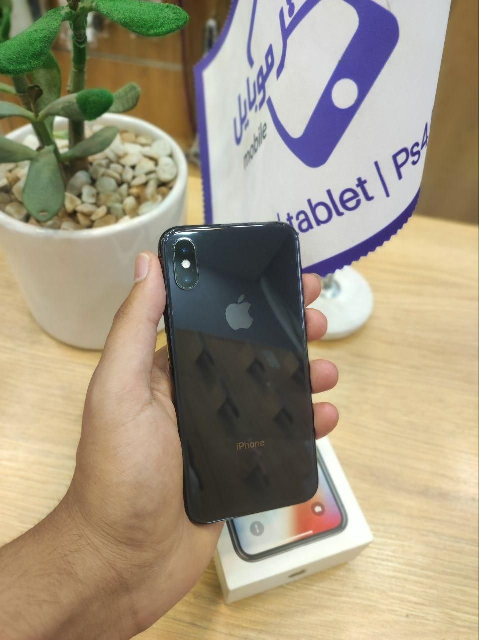 اپل iPhone X با حافظهٔ ۶۴ گیگابایت|موبایل|قم, زنبیل آباد|دیوار