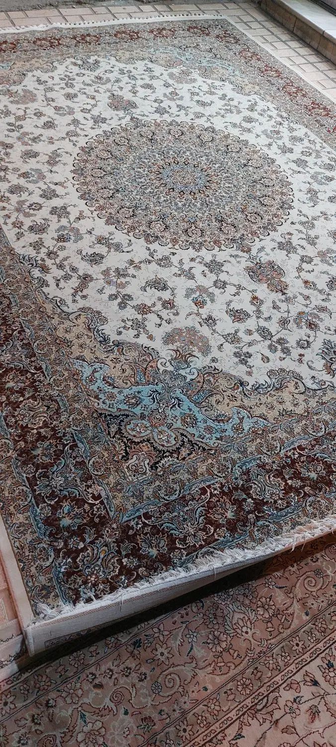 ۲ تخته فرش ۱۲متری ۷۰۰ شانه تراکم ۲۵۵۰ اصلی|فرش|نسیم‌شهر, |دیوار