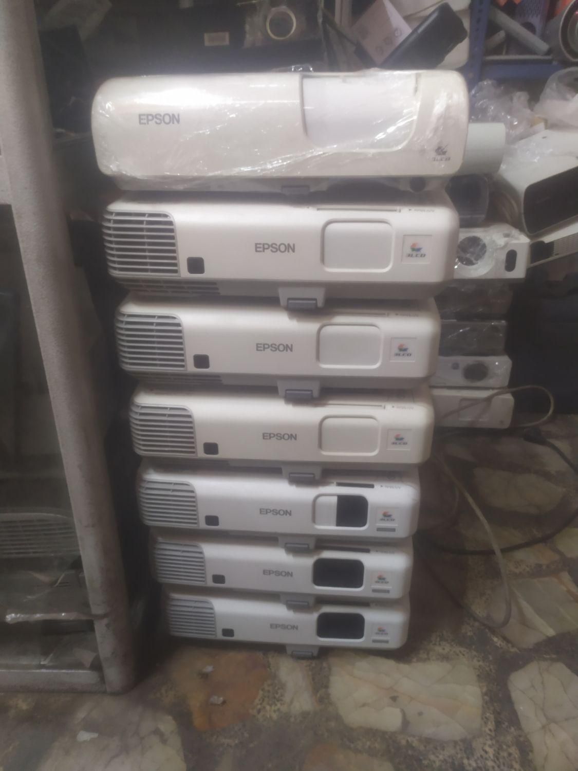 ویدیو پروژکتور پاناسونیک پرده نمایش دیتا پروژکتور|تلویزیون و پروژکتور|اصفهان, خلجا|دیوار