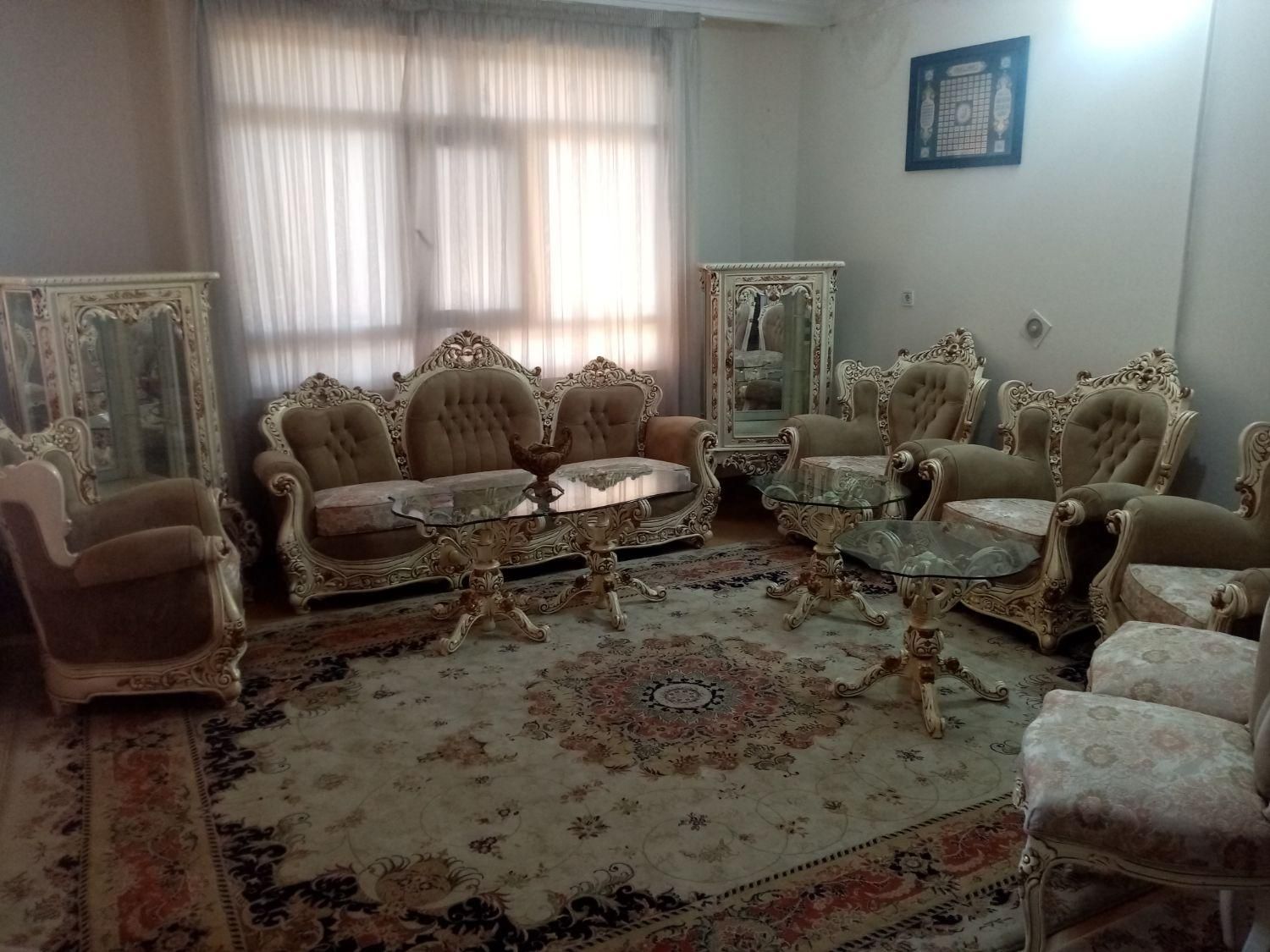مبلمان روکش ترک درحدنووفوق العاده تمیز|مبلمان خانگی و میز عسلی|مشهد, ده دی|دیوار