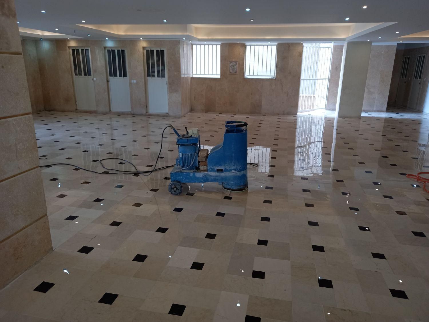 کفسابی کفساب زن سنگ ساب زن کف ساب زن کفشویی همه جا|خدمات نظافت|کرج, کمال‌شهر|دیوار