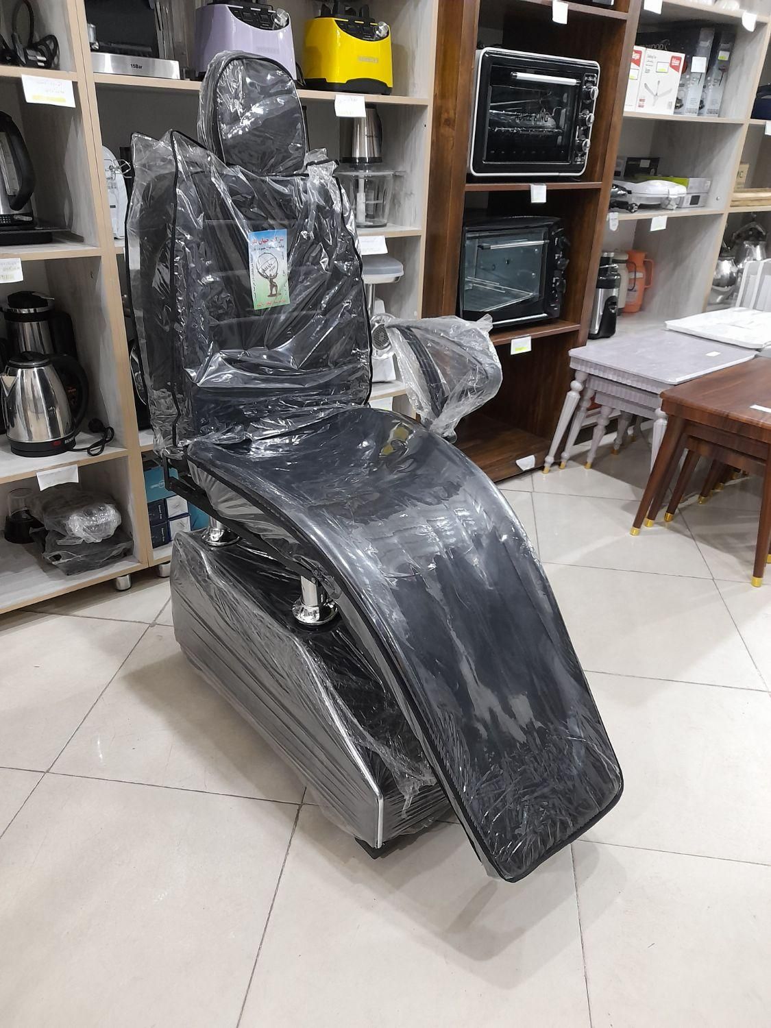 صندلی اصلاح طرح برقی آرایشگاه * اثاث مارکت|آرایشگاه و سالنهای زیبایی|سیرجان, |دیوار