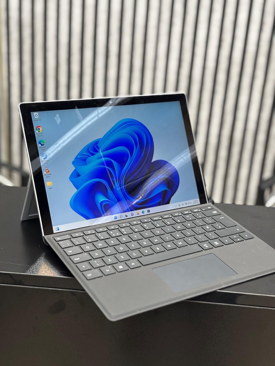 Surface Pro7+ sim|رایانه همراه|قم, صفائیه|دیوار