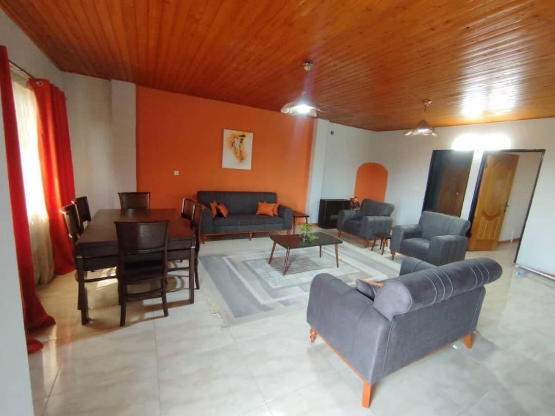 ویلا لوکس چند قدمی..پاسخگویی 24ساعت|اجارهٔ کوتاهمدت ویلا و باغ|محمودآباد, |دیوار