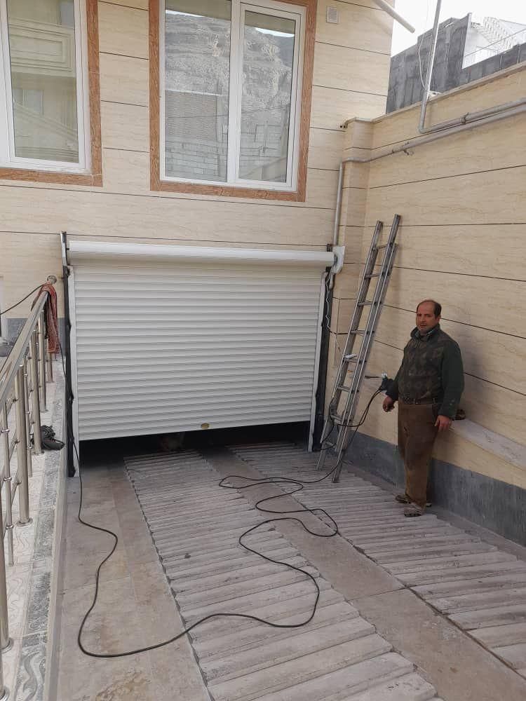 کرکره برقی معمولی افشانی((توحید))|خدمات پیشه و مهارت|ماکو, |دیوار