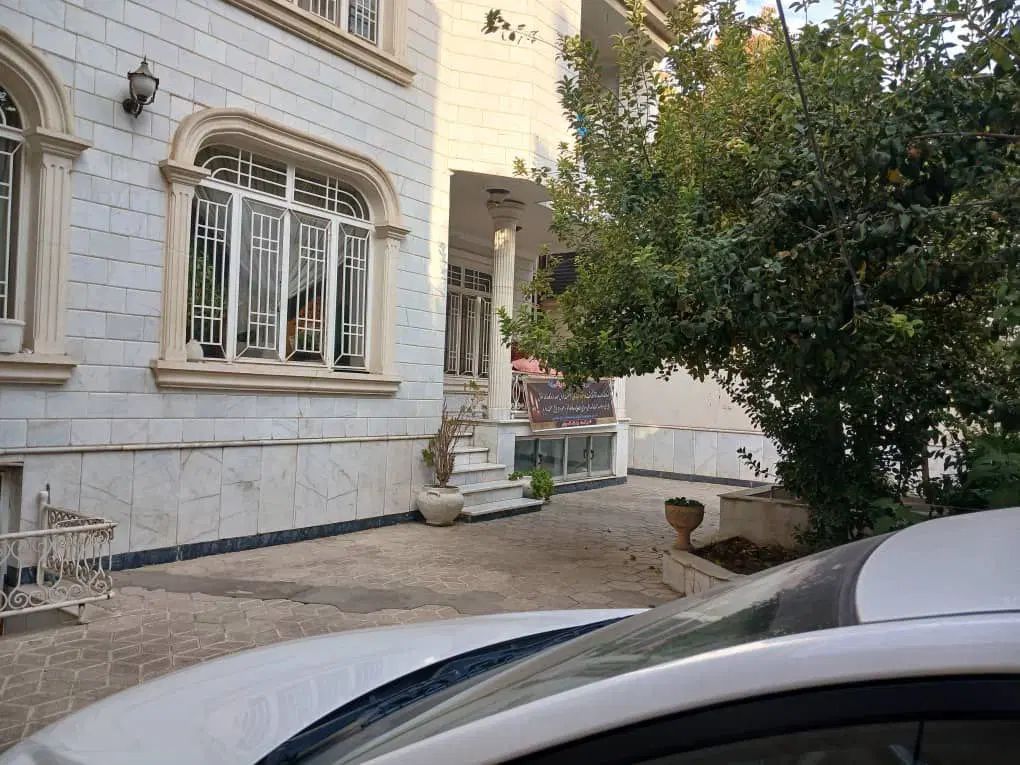 ملک۳۵۲متر موقعیت استثنایی سندتک برگ در مطهری جنوبی|فروش خانه و ویلا|مشهد, سعد آباد|دیوار