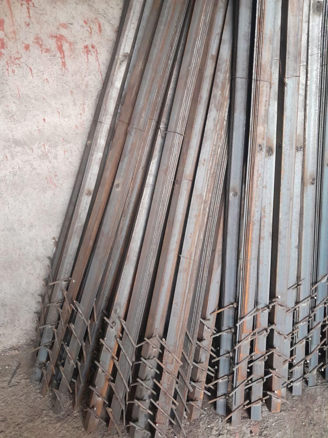 تولیدی پایه فنس و فروش فنس مانا|مصالح و تجهیزات ساختمان|سیاهکل, |دیوار