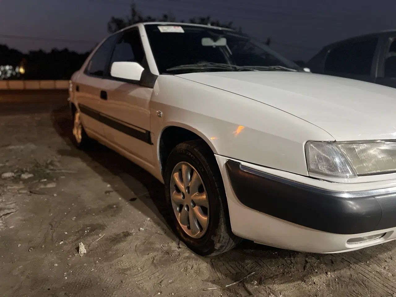 سیتروئن زانتیا 2000cc، مدل ۱۳۸۶ بی رنگ تقویت شده|خودرو سواری و وانت|رشت, گلسار|دیوار
