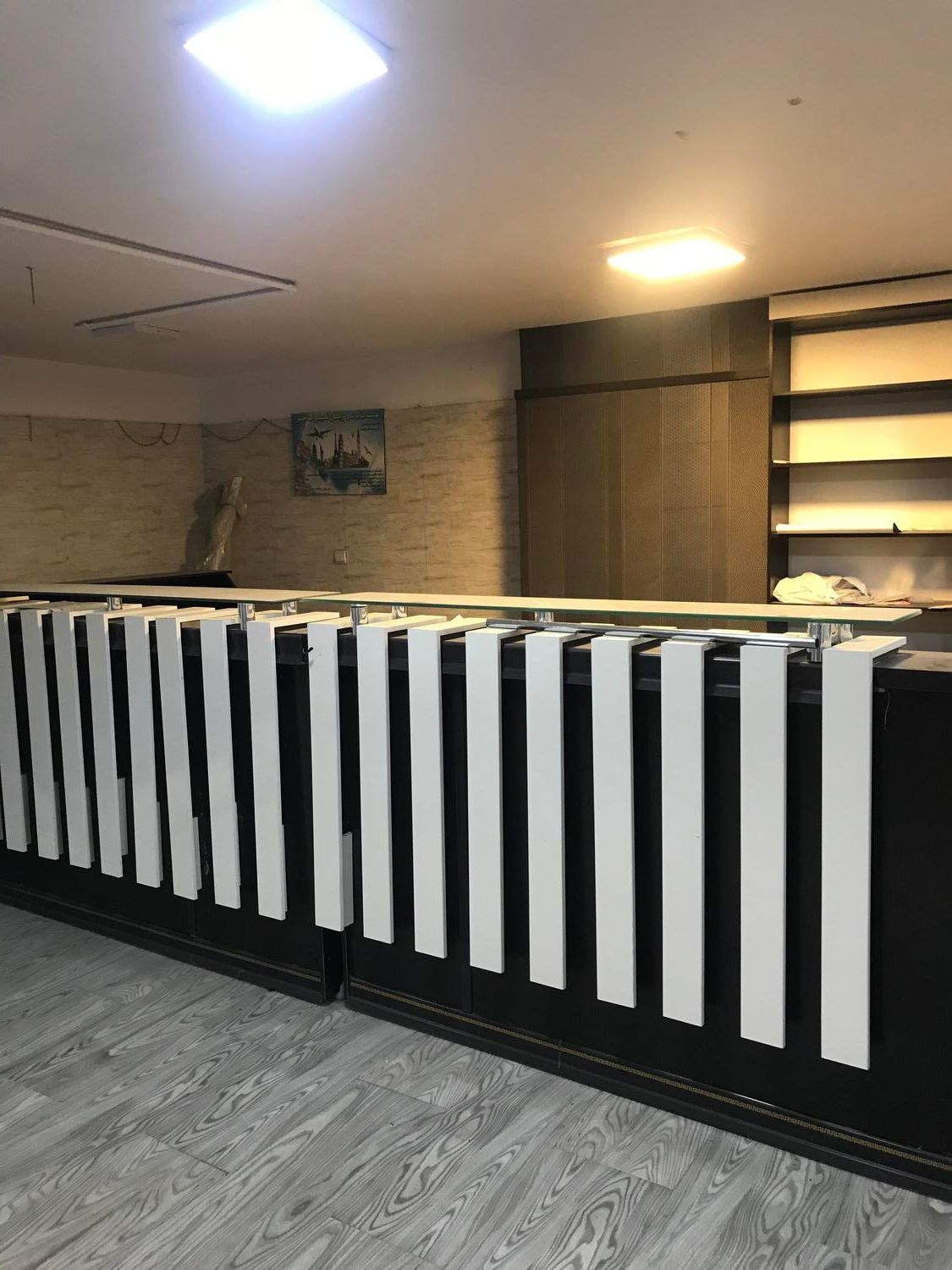 مستغلات سه طبقه ۴۰ اتاق|فروش دفتر کار، اتاق اداری، مطب|تهران, گلستان (شهرک راه آهن)|دیوار