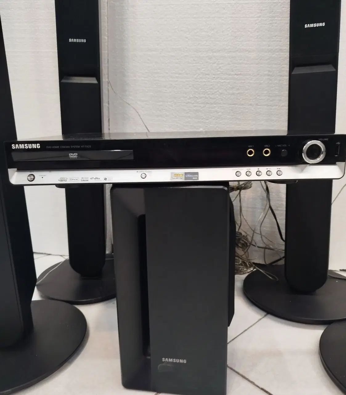 سینمای خانگی سامسونگ و CD player|سیستم صوتی خانگی|اصفهان, نقش جهان|دیوار