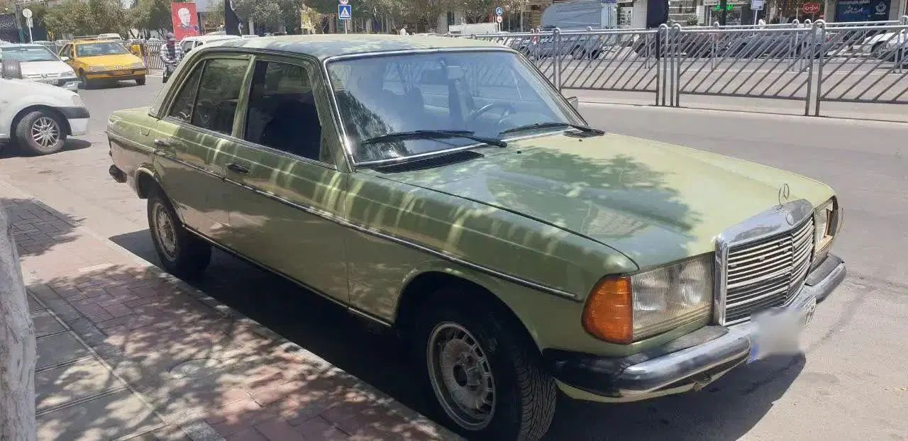 بنز 230 دانشجویی چهار سیلندر مدل ۱۹۷۷ ارزان قیمت|خودرو سواری و وانت|مشهد, امام رضا (ع)|دیوار