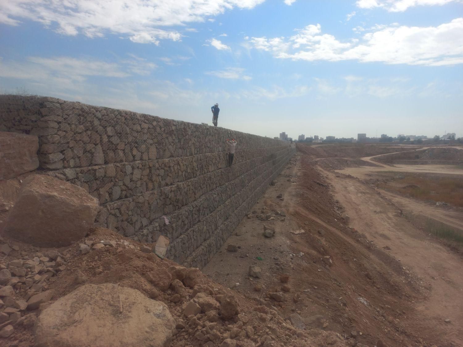 گابیون بندی و دیوار چینی|خدمات پیشه و مهارت|دماوند, گیلاوند|دیوار