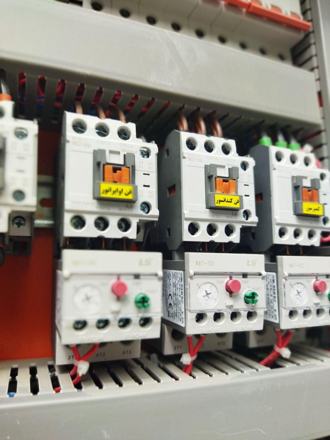 رفع عیب انواع تابلو برق صنعتی تک و سه فاز دستگاهها|خدمات پیشه و مهارت|اردبیل, |دیوار