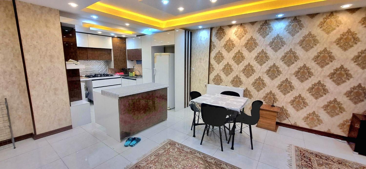 منزل آپارتمان مبله ، شیک و نوساز با تمامی امکانات|اجارهٔ کوتاهمدت آپارتمان و سوئیت|شیراز, شهرک فرهنگیان|دیوار