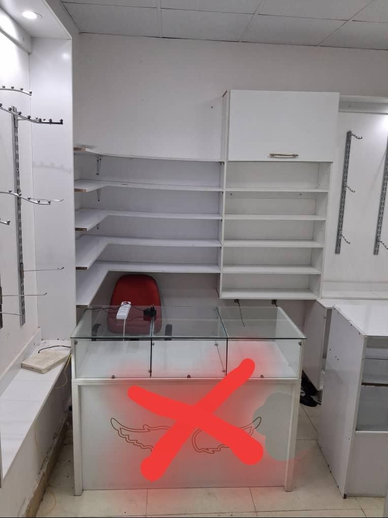 ویترین فروشگاه لباس زیر و لوازم فروشگاه|فروشگاه و مغازه|رودسر, |دیوار