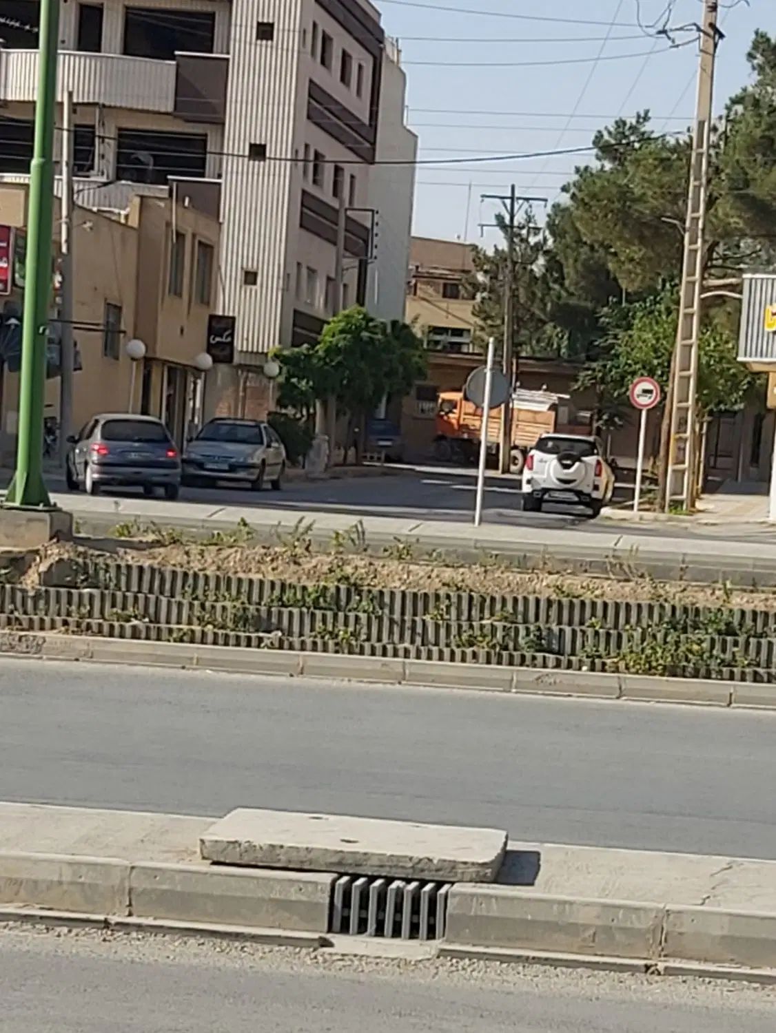 زمین دوکله با پروانه پنج سقف پلاک چهارم روشن دشت|فروش زمین و ملک کلنگی|اصفهان, شهرک زاینده رود|دیوار