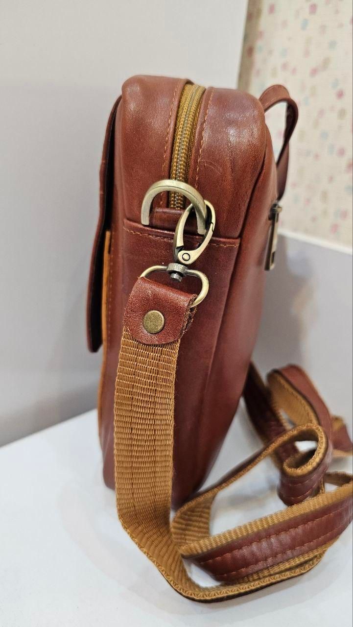 کیفِ چرم ، برند بوفالو|کیف، کفش، کمربند|شاهین‌شهر, نظامی|دیوار