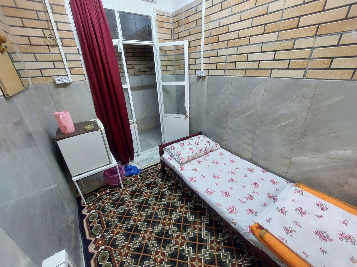 مهمانپذیر اتاق سوئیت مسافرخونه مسافرخانه نادر|اجارهٔ کوتاهمدت آپارتمان و سوئیت|تهران, پامنار|دیوار