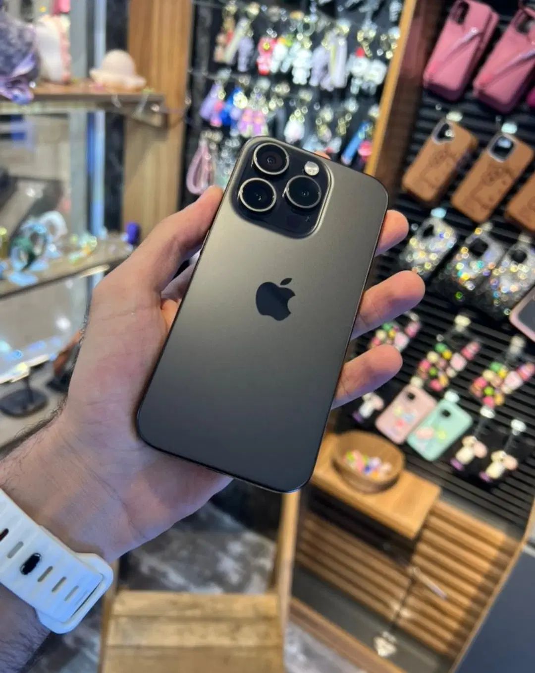 اپل iphone 15 pro با حافظه ۲۵۶ گیگ|موبایل|کرج, گلشهر|دیوار