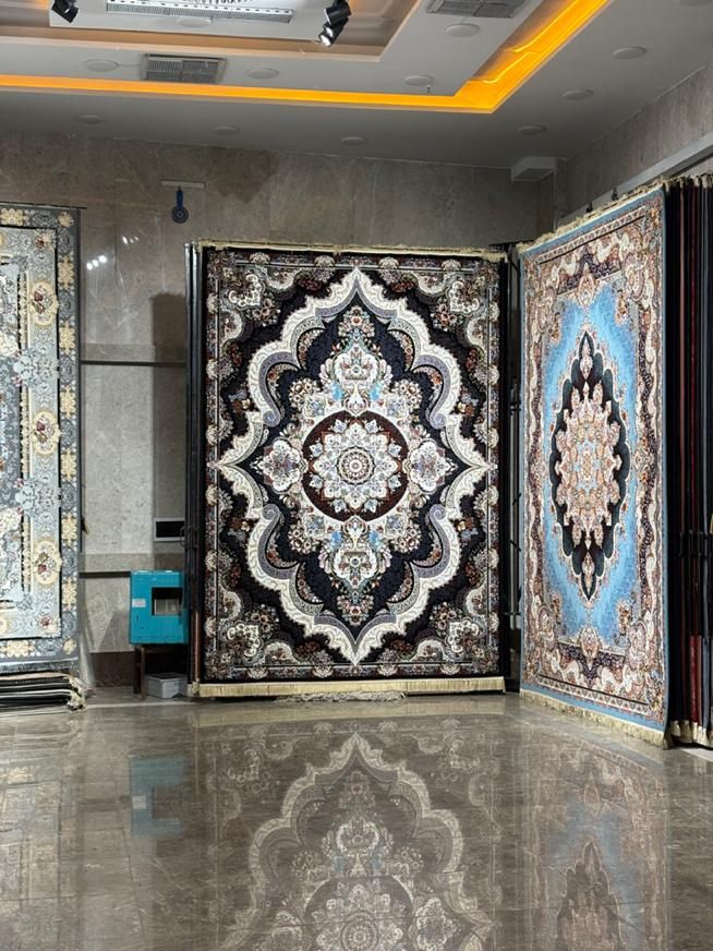 یه فرش خاص و پرفروش و خیلی نرم لطیف ۷۰۰ شانه اصل/|فرش|تهران, شهرک شریعتی|دیوار