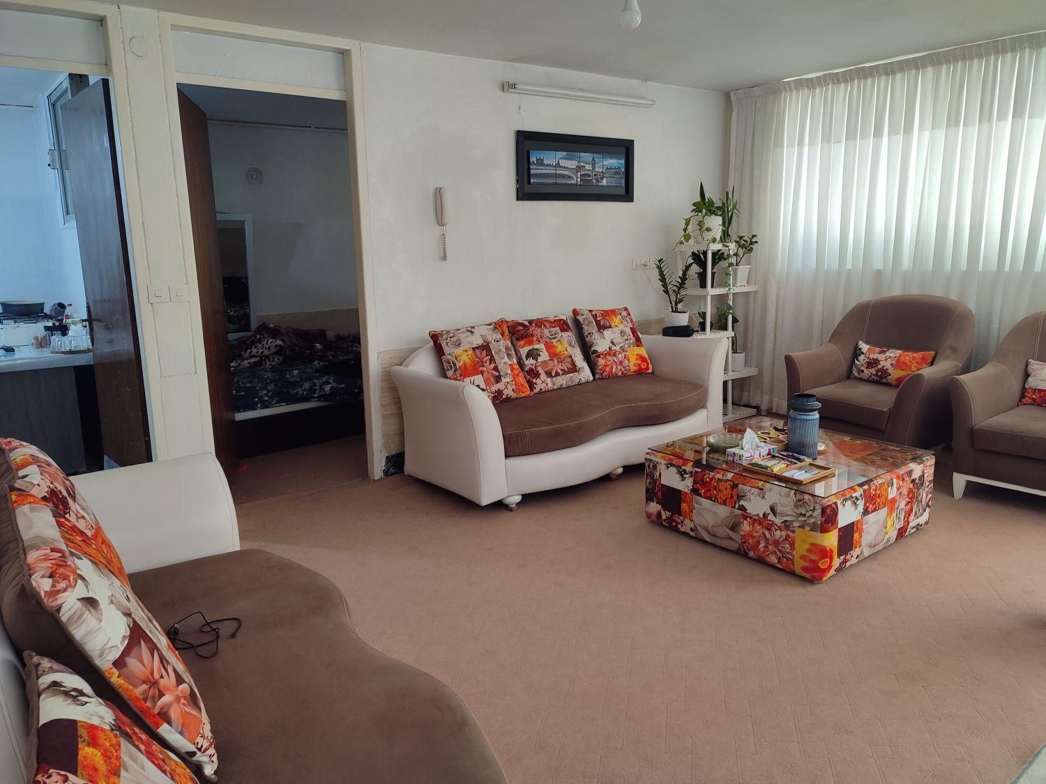 اجاره روزانه/هفتگی/ماهانه ۹۵ متری در پاسداران|اجارهٔ کوتاه‌مدت آپارتمان و سوئیت|سبزوار, پاسداران|دیوار