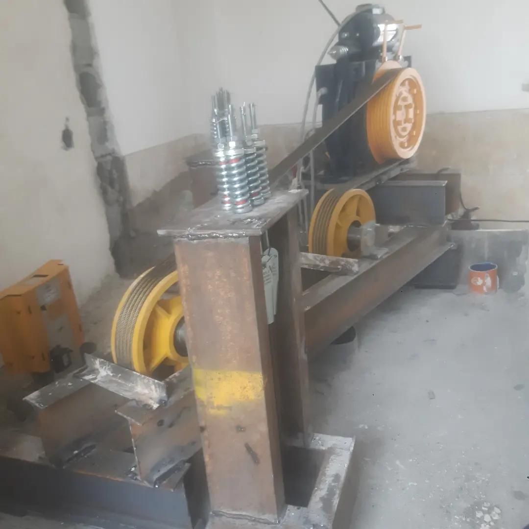 اسانسور جواهری|خدمات پیشه و مهارت|بومهن, |دیوار