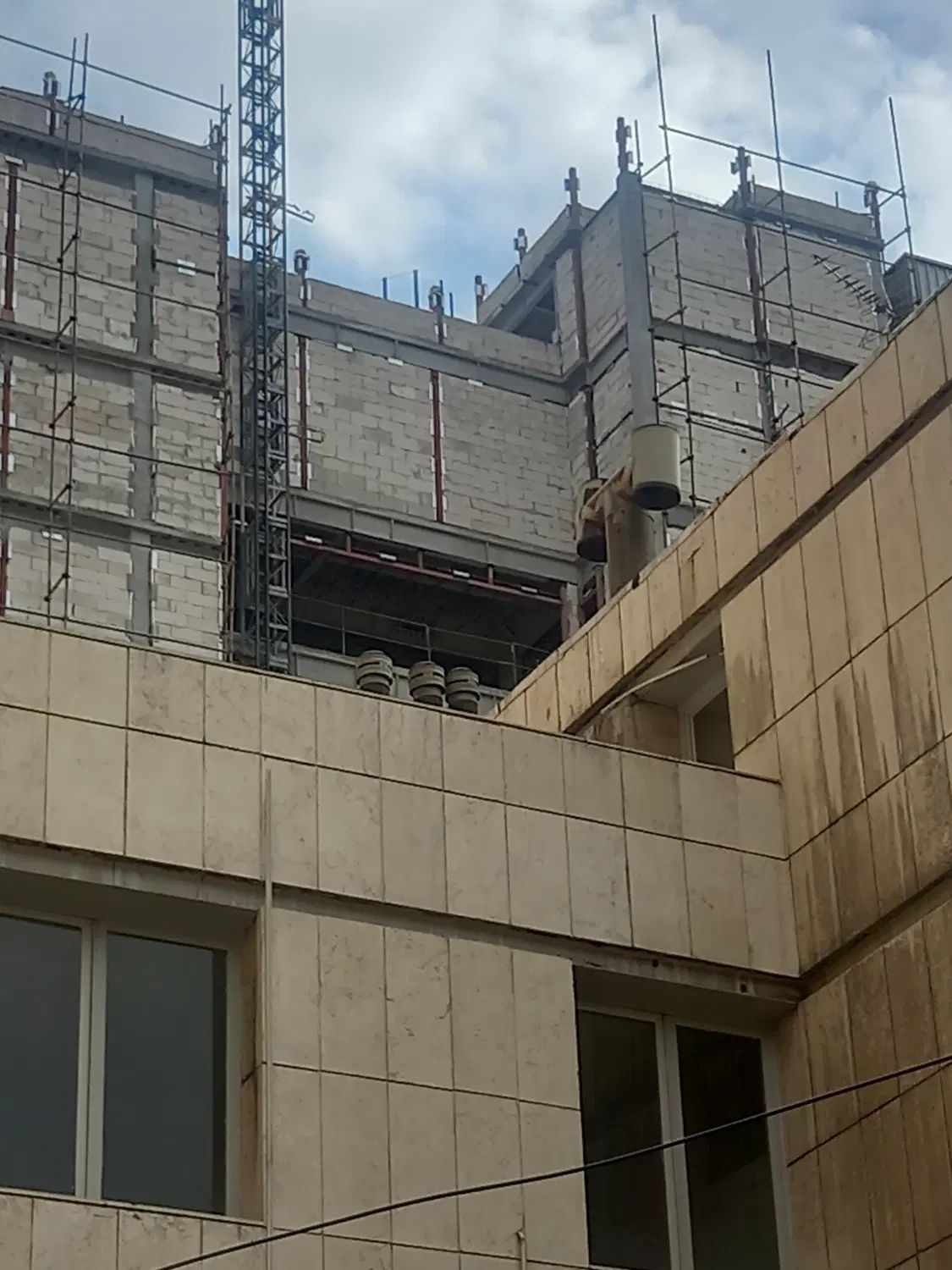 سیمانکار و سرامیک کار ماهر|استخدام معماری، عمران و ساختمانی|تهران, آرژانتین|دیوار