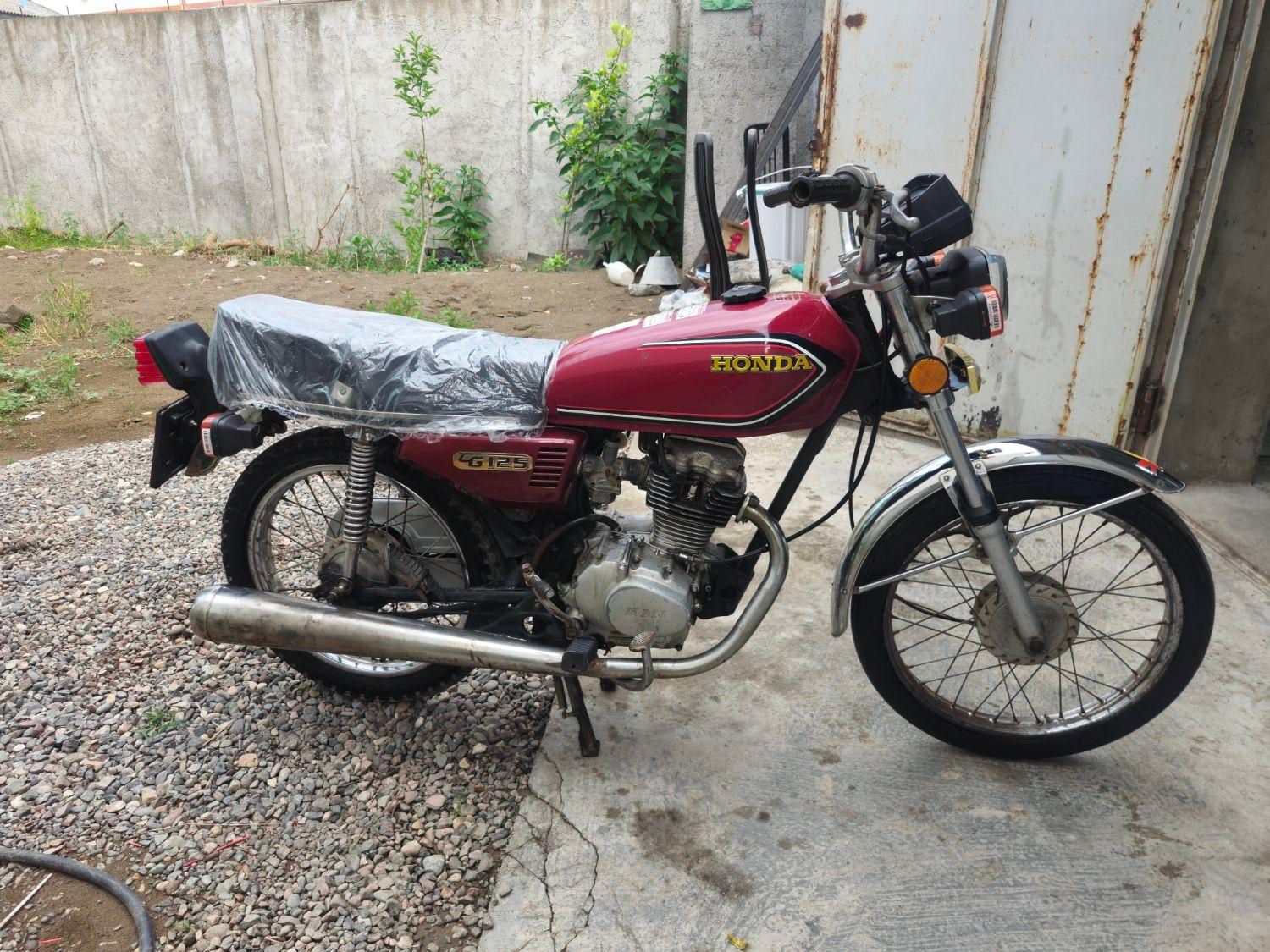 هندا ۱۲۵ نامی پلاک قدیم سند دار|موتورسیکلت|بندر انزلی, کلیور|دیوار