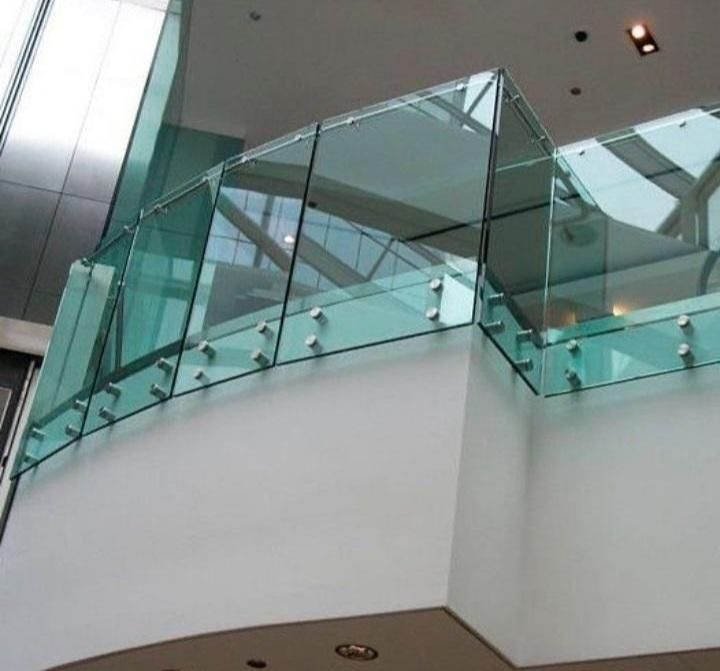 درب برقی کرکره شیشه سکوریت لمینت کرتن وال اسپایدر|خدمات پیشه و مهارت|شیراز, عفیف‌آباد|دیوار