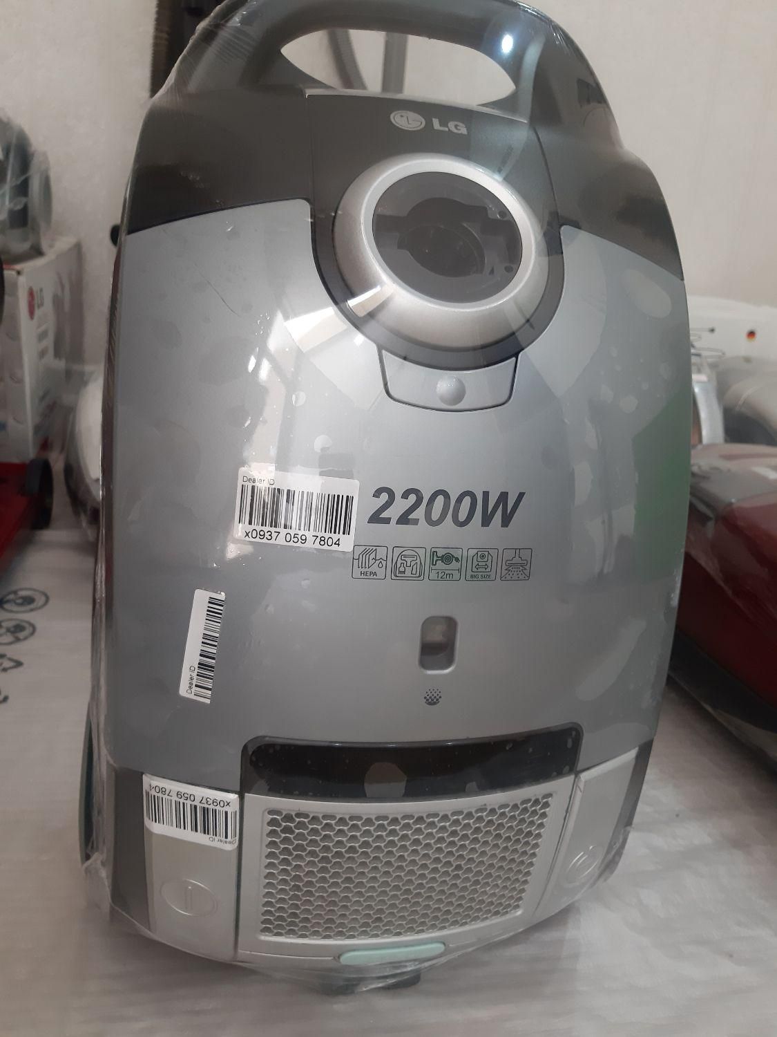 **جارو برقیLG اصل کره2200وات دسته کنترلی در حدنو**|جاروبرقی، جارو شارژی، بخارشو|اصفهان, شهرک کاوه|دیوار