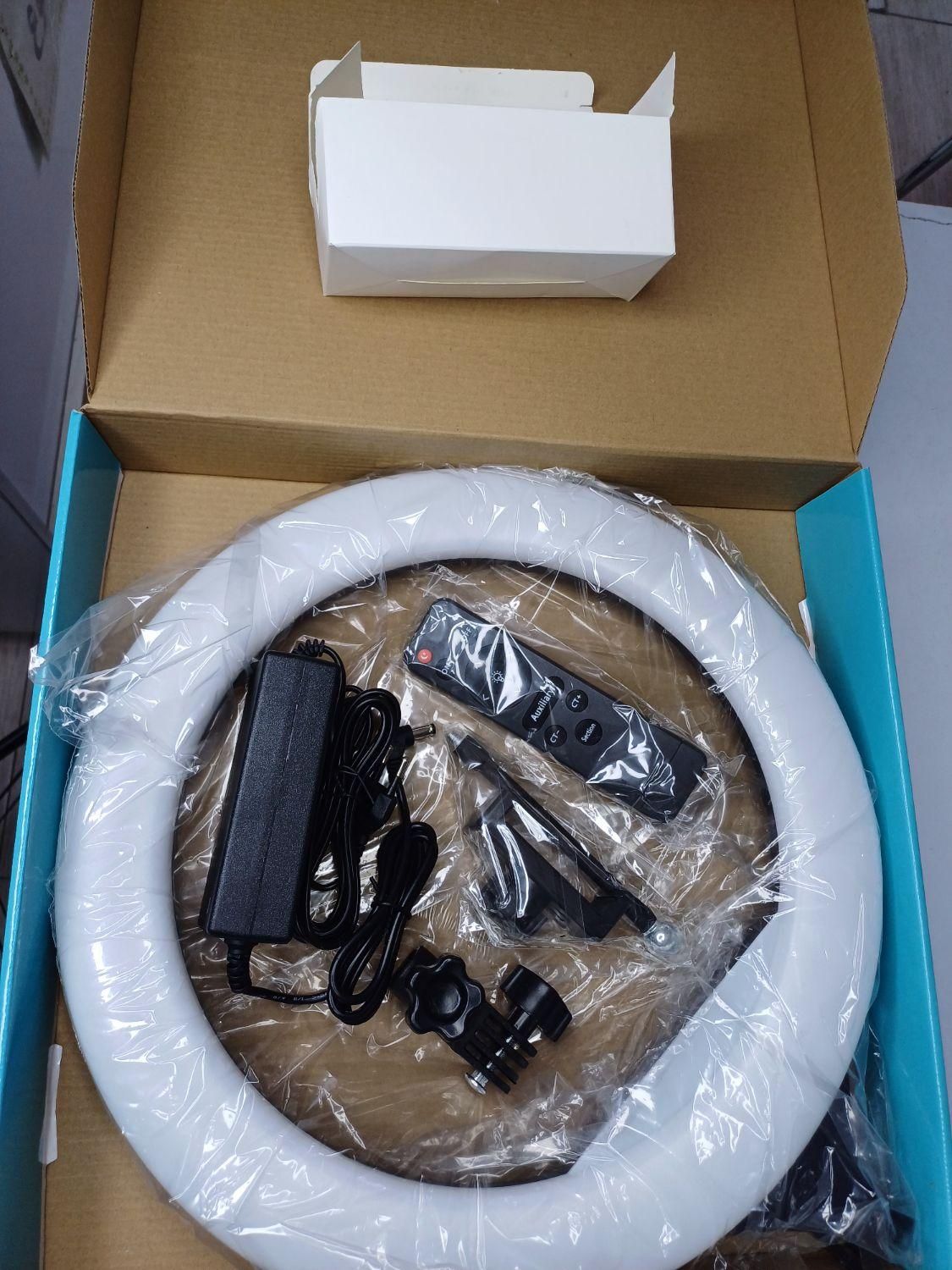 رینگ لایت ۴۵ وات|دوربین عکاسی و فیلم‌برداری|ارومیه, |دیوار