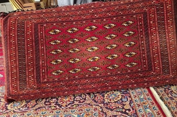 پشتی یا مخطع سنتی|پشتی|اصفهان, تیران|دیوار