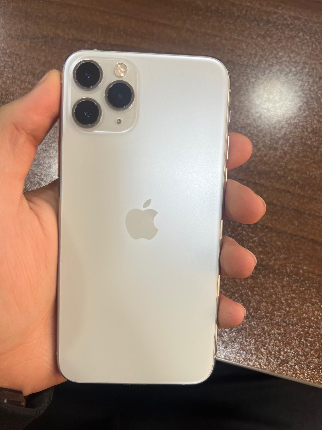 iphone 11 pro 256g|موبایل|تهران, ارم|دیوار