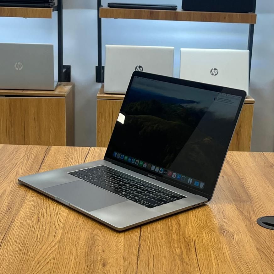 مک بوک پرو۲۰۱۸ گرافیک دارMacbook Pro 2018 Touchbar|رایانه همراه|مشهد, ارشاد|دیوار