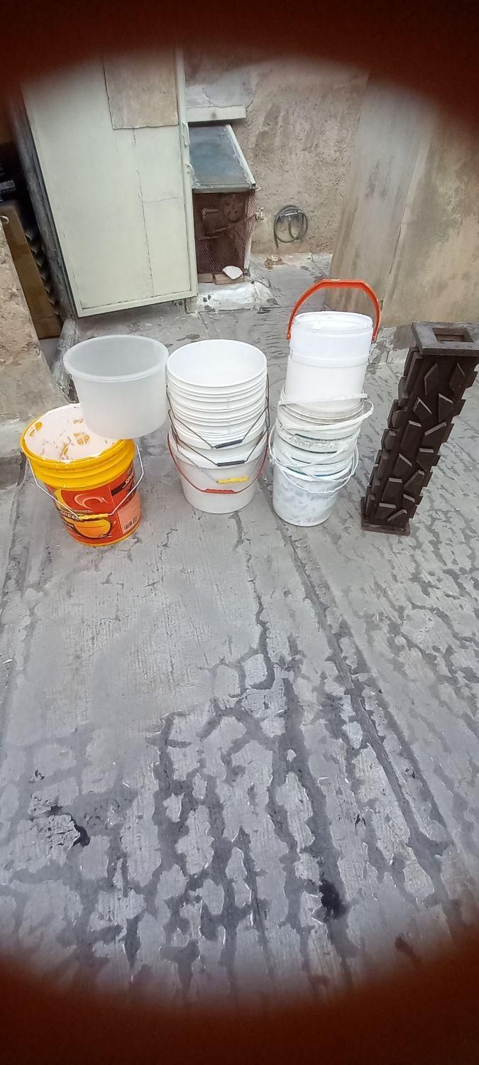 شیشه مربا رب و ظرف پلاستیکی مربا سطل|ظروف نگهدارنده، پلاستیکی، یک‌بارمصرف|تهران, خاک سفید|دیوار