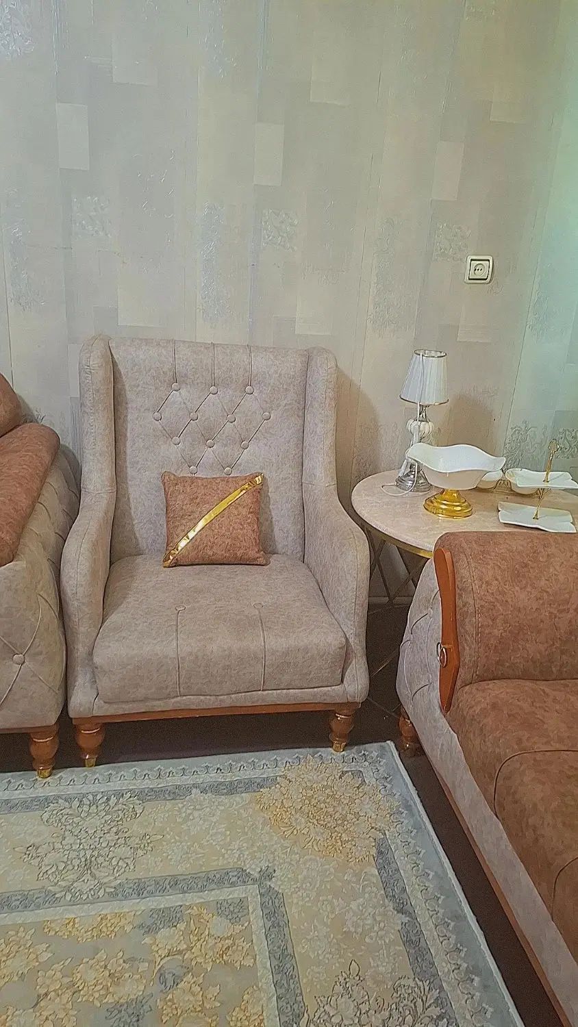 فروش مبل ۷ نفره . فرش ۹ متری. میز تی وی|حراج|تهران, عبدل‌آباد|دیوار