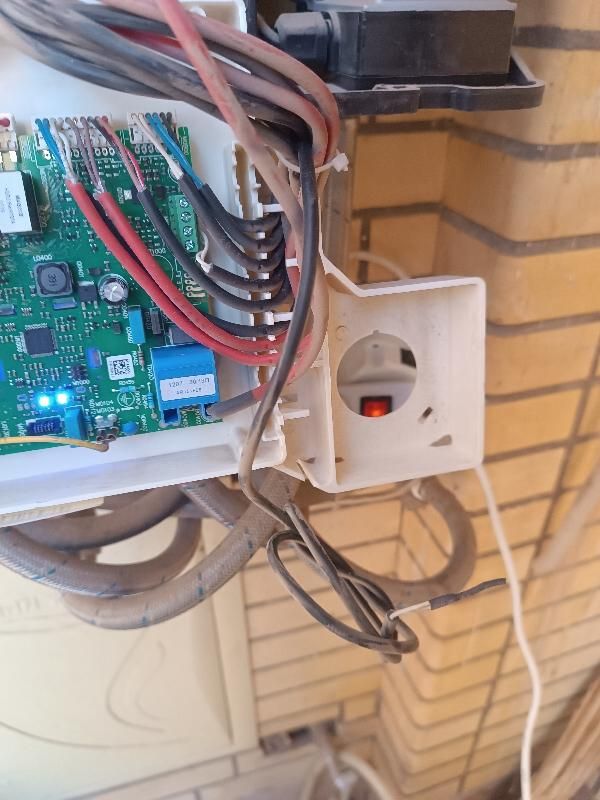 تعمیر پکیج و سرویس کامل با قیمت مناسب|خدمات پیشه و مهارت|کاشان, امیرکبیر|دیوار