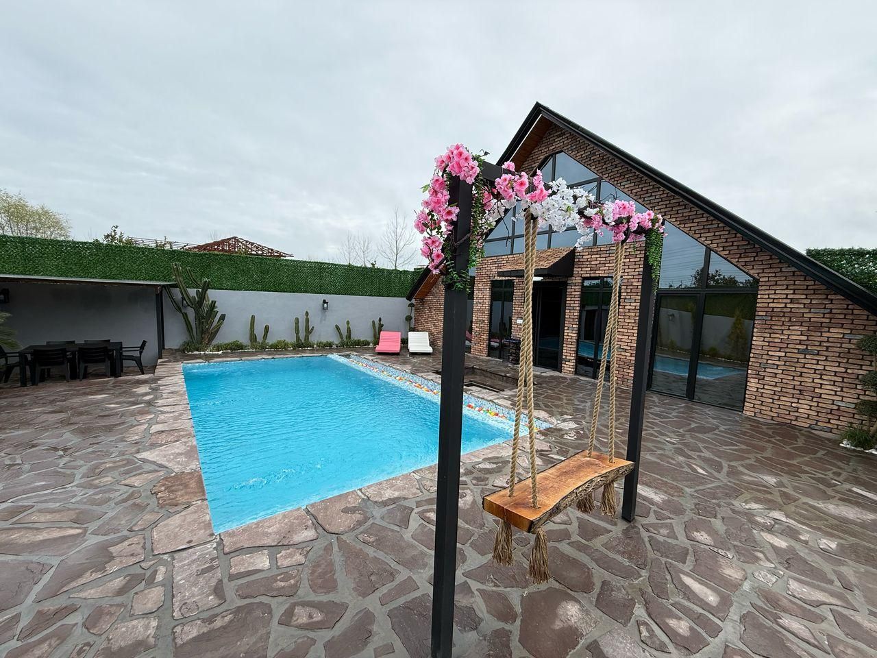 اجاره روزانه/هفتگی/ماهانه ویلا ۱۱۰ متری|اجارهٔ کوتاه‌مدت ویلا و باغ|رامسر, |دیوار