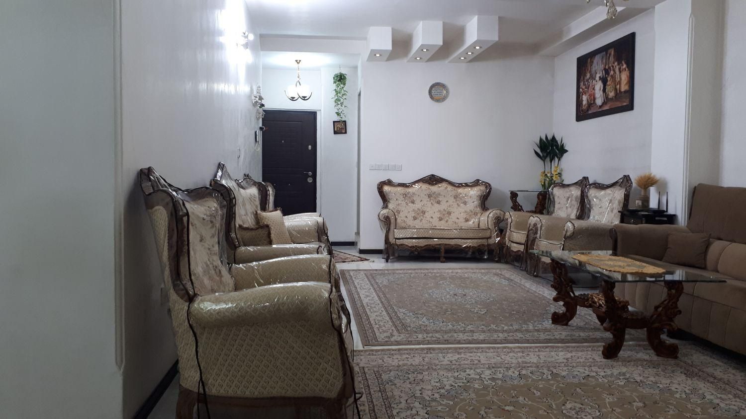 آپارتمان 85 متری دو خواب طبقه چهار عاشری|اجارهٔ آپارتمان|تهران, سجاد|دیوار