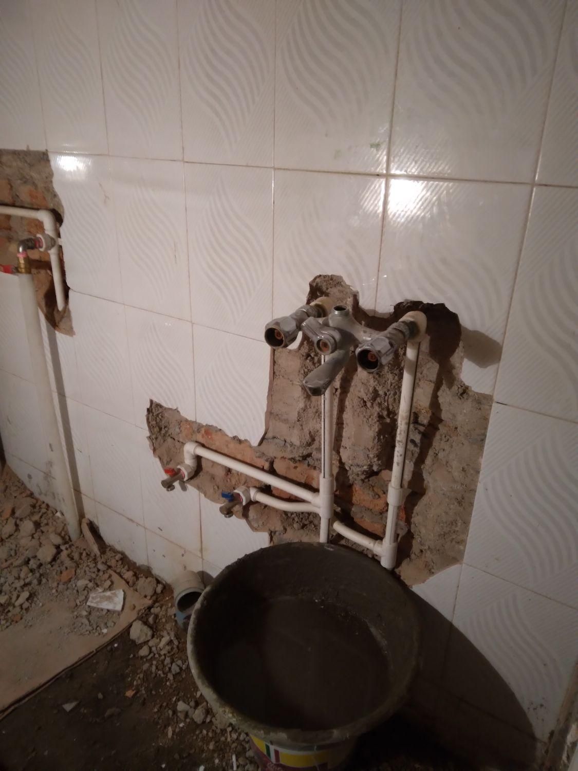 نصب وسرویس آبگرمکن ولوازم گازسوزلوله کشی سردوگرم|خدمات پیشه و مهارت|بروجرد, |دیوار