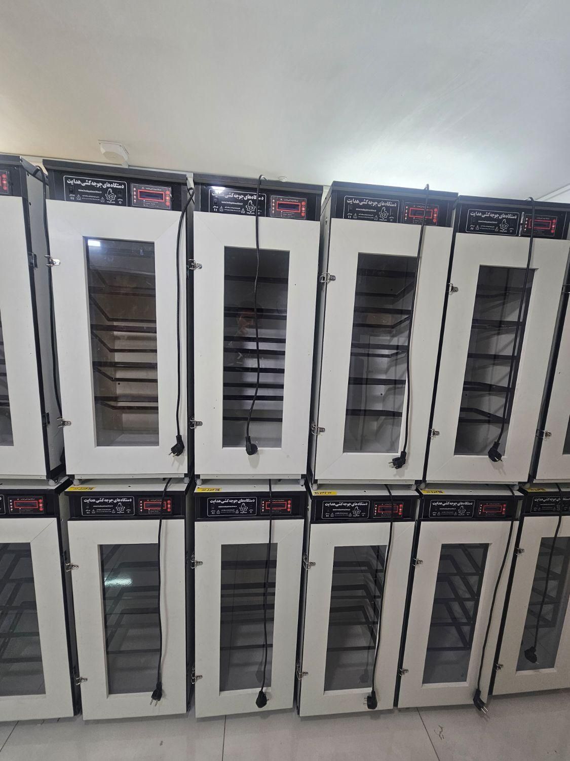 ** دستگاه جوجهکشی اتوماتیک با سنسور سوئیسی **|لوازم جانبی حیوانات|شهرکرد, |دیوار