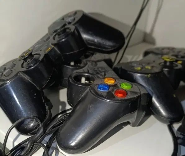 فروش پلی‌استیشن 2 (PS2)اورجینال3دسته‌‌کپی‌خور عالی|کنسول، بازی ویدئویی و آنلاین|اراک, |دیوار
