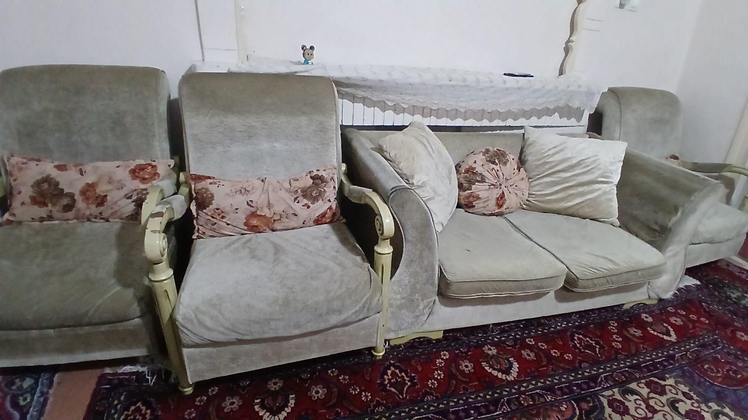مبل ۵|مبلمان خانگی و میز عسلی|تهران, آذری|دیوار