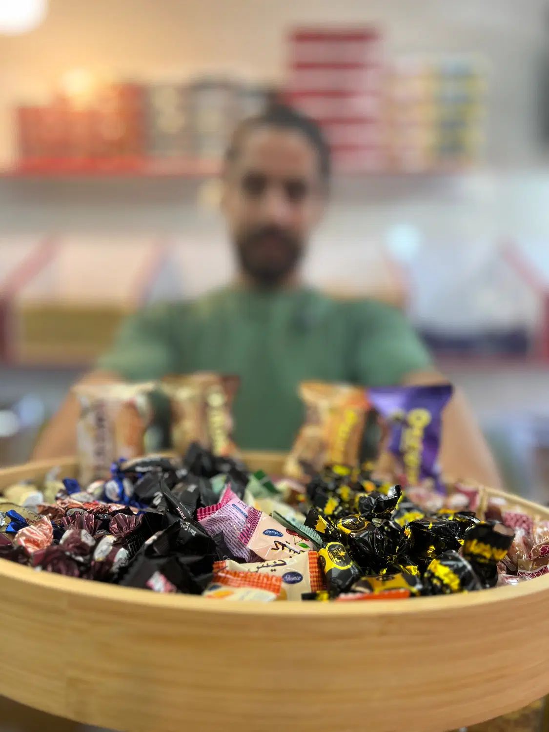 کارگر اجیل فروشی و حبوبات|استخدام خدمات فروشگاه و رستوران|تهران, شهر زیبا|دیوار