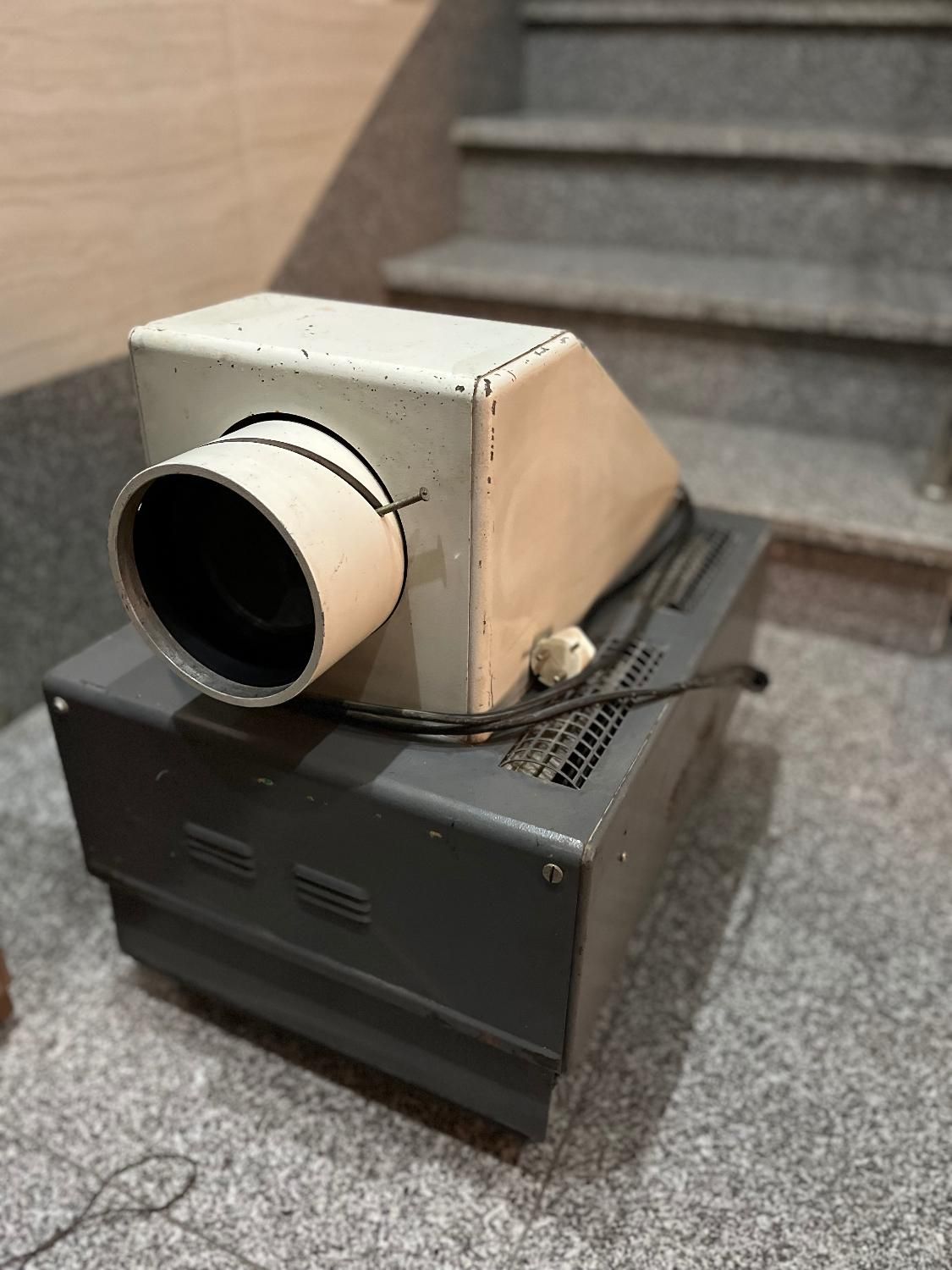 دستگاه پروژکتور اوپک نقاشی liesegang|تلویزیون و پروژکتور|تهران, امامت|دیوار