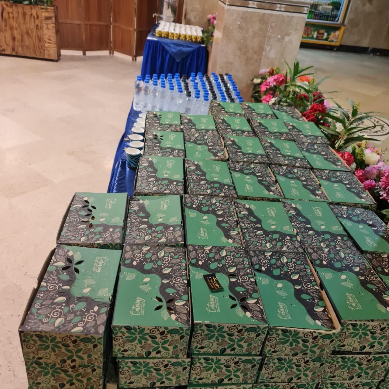 پک پذیرایی ختم ترحیم،میوه،دفاعیه،جعبه،بسته|خدمات پذیرایی، مراسم|تهران, نظامی گنجوی (توانیر)|دیوار