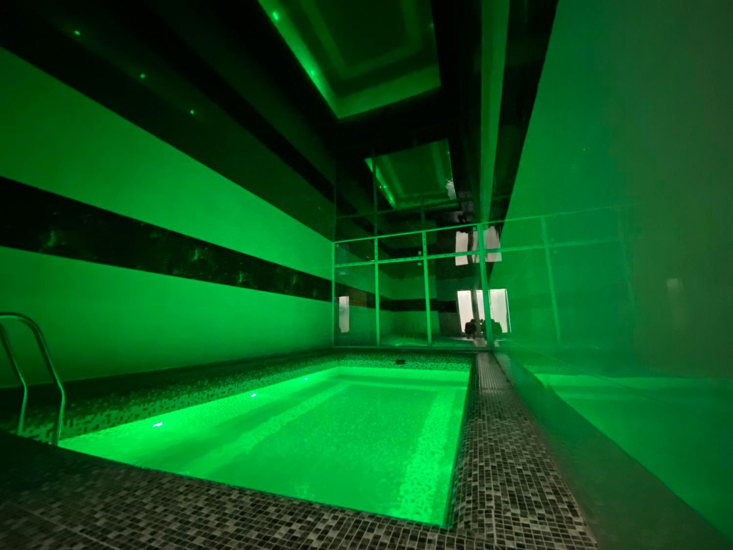 باغ ویلا نوساز شاندیز|اجارهٔ کوتاهمدت ویلا و باغ|مشهد, وکیلآباد|دیوار