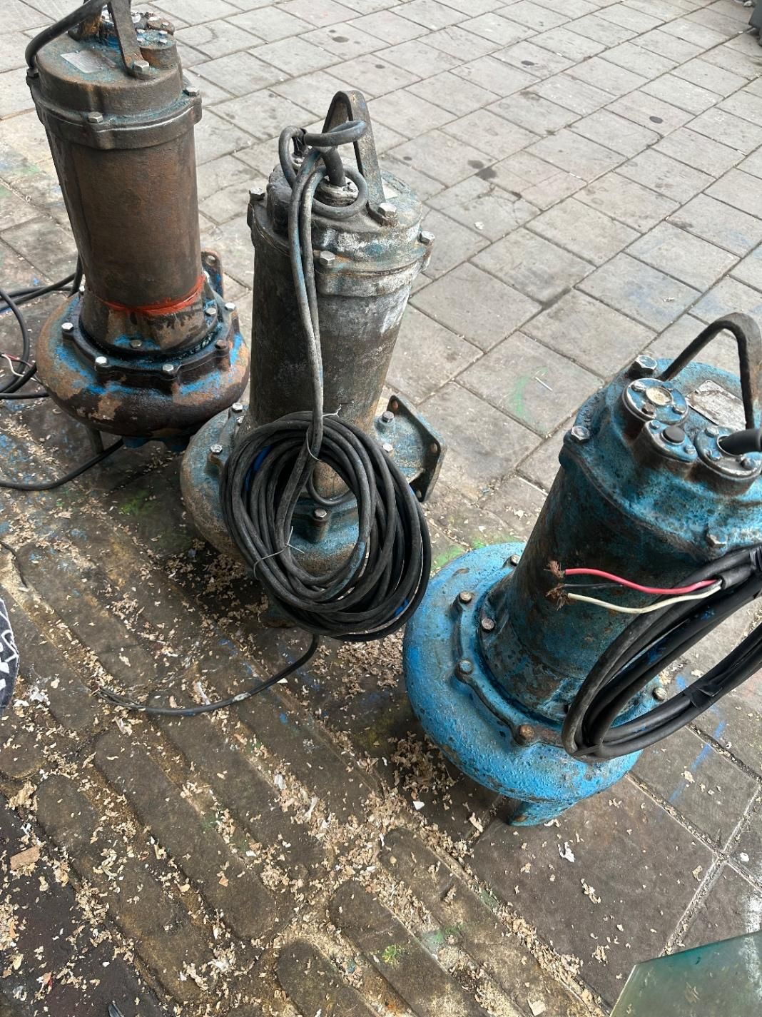 تعمیر و سیم پیچی مهندس تبریزی|خدمات پیشه و مهارت|ارومیه, |دیوار