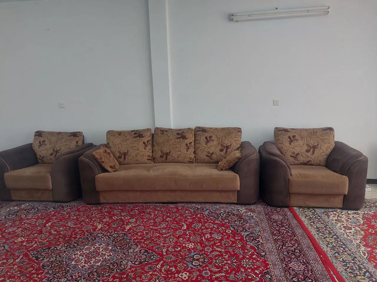 مبل راحتی ۷نفره|مبلمان خانگی و میز عسلی|تهران, نبی اکرم|دیوار