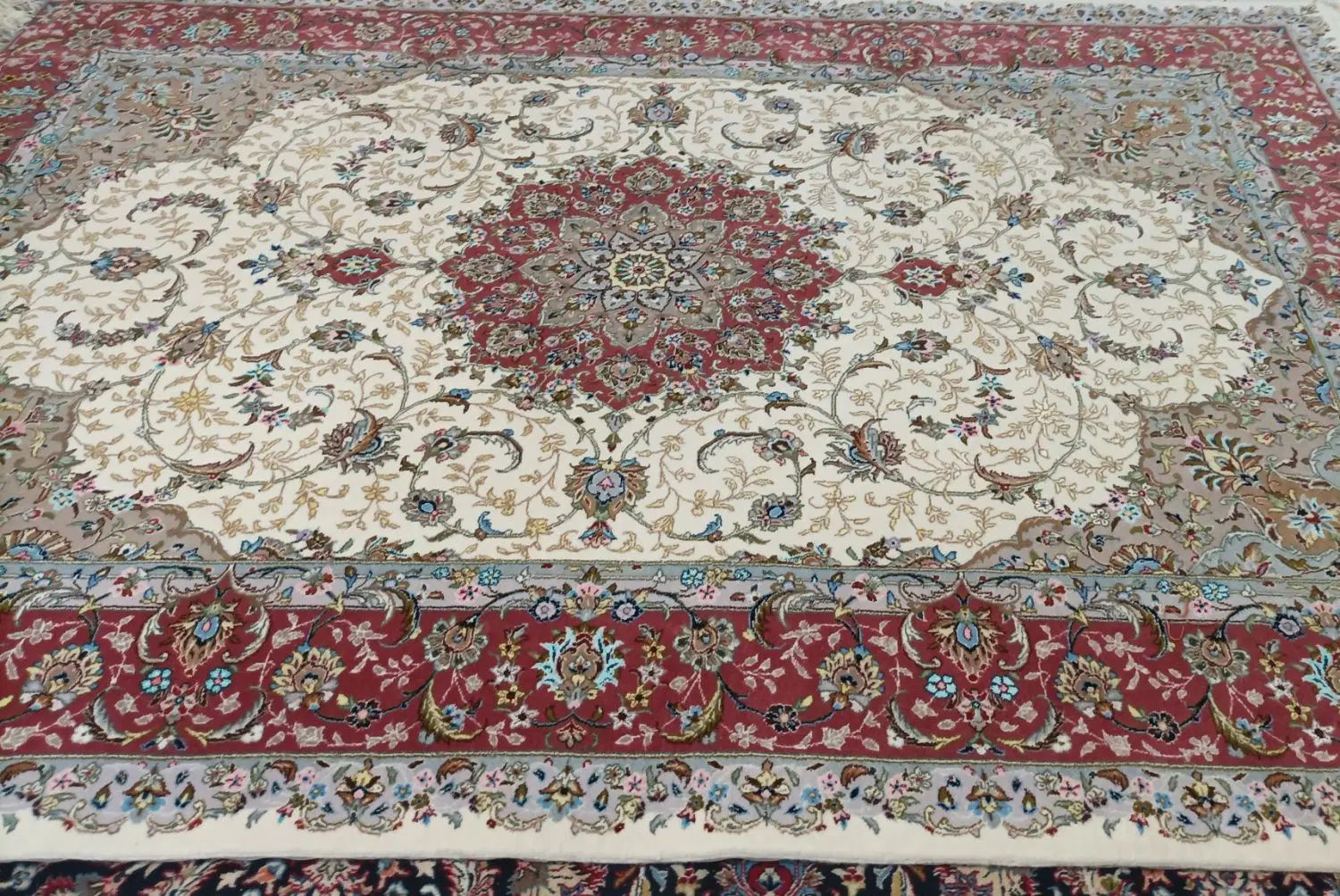 یک جفت فرش نو  ، استفاده نشده حتی برای یکبار|فرش|تهران, پرواز|دیوار